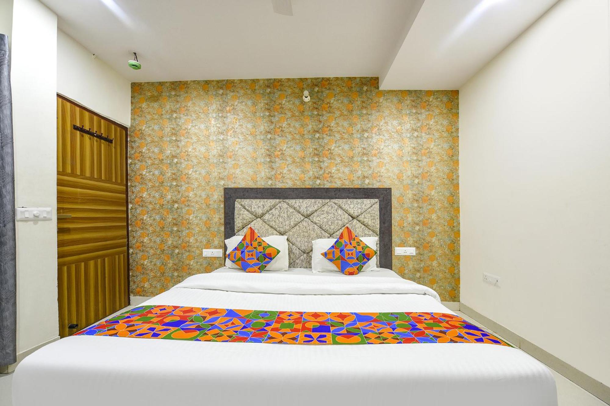 Fabhotel Green Valley Chandigarh Exterior photo