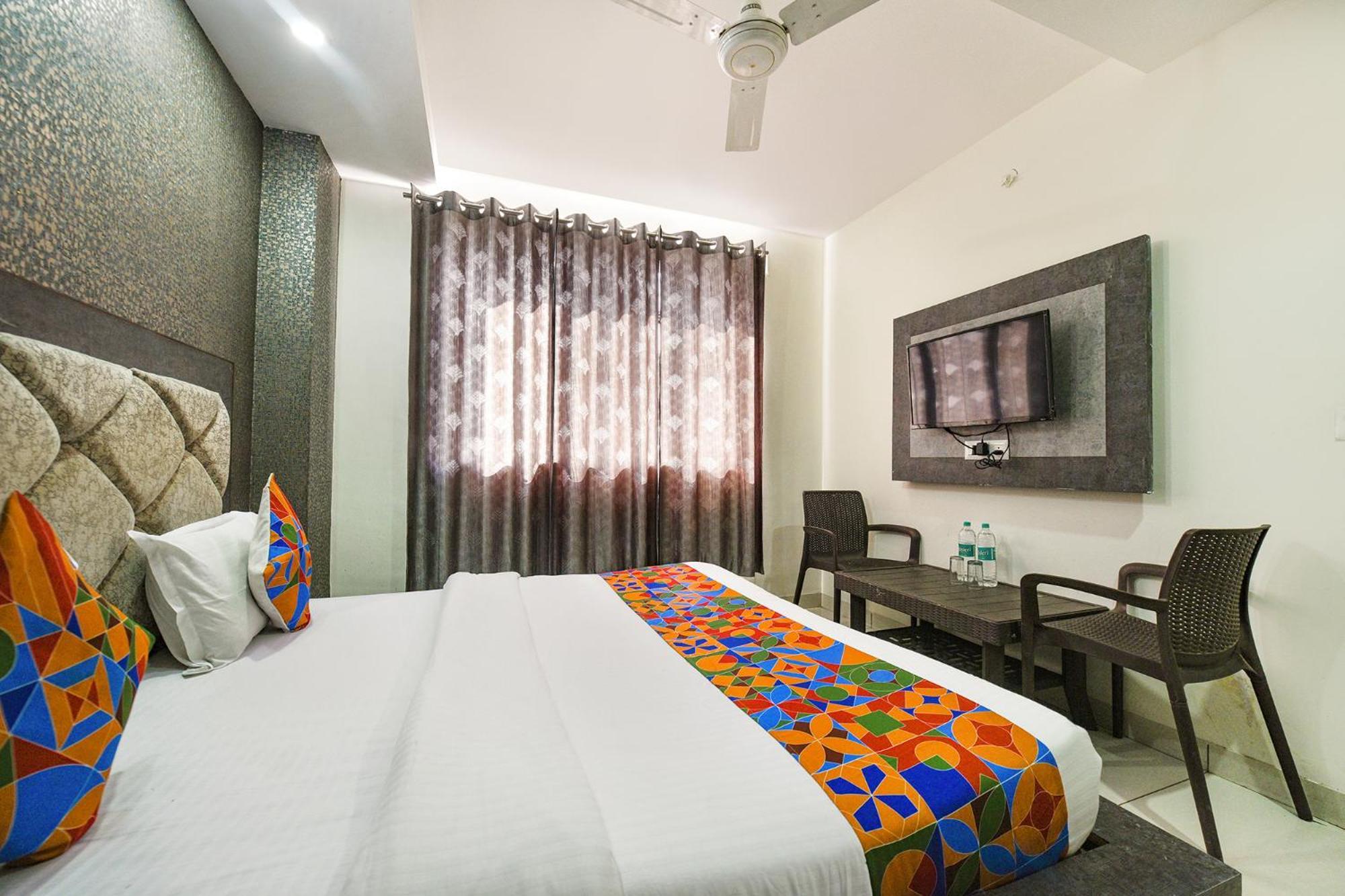 Fabhotel Green Valley Chandigarh Exterior photo